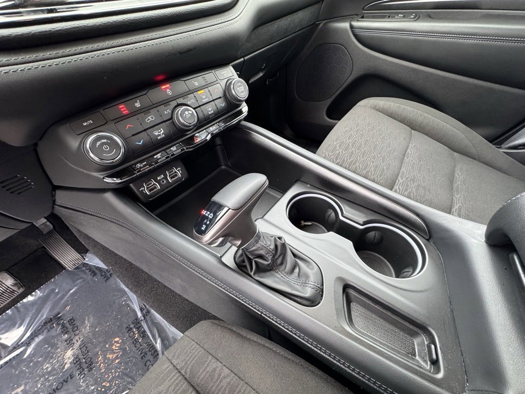 Used 2024 Dodge Durango SXT w/ 3rd Row Seating Group image 27