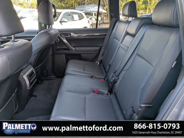 Used 2022 Lexus GX 460 Luxury w/ Accessory Package image 13