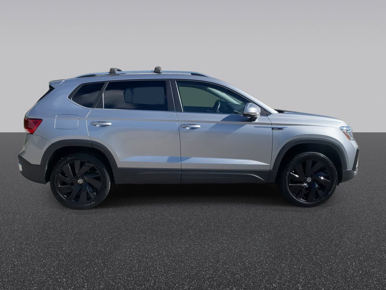 Used 2024 Volkswagen Taos SEL AWD/4WD image 10