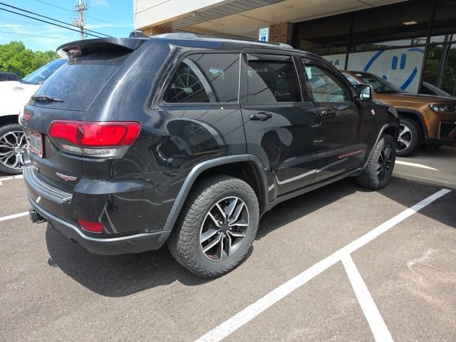 Used 2019 Jeep Grand Cherokee Trailhawk w/ Trailhawk Luxury Group AWD/4WD image 14