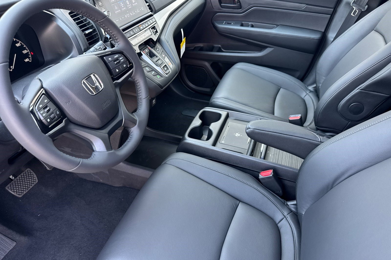 New 2026 Honda Odyssey EX-L image 4