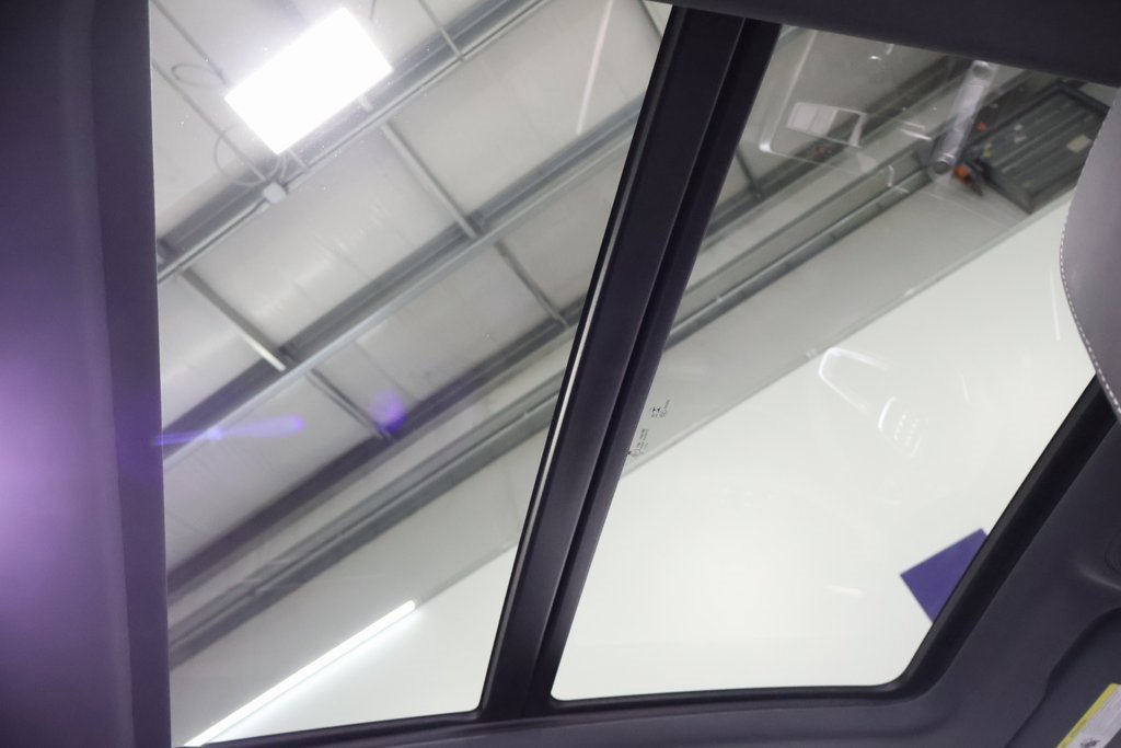 Certified 2025 Audi Q8 Prestige image 26