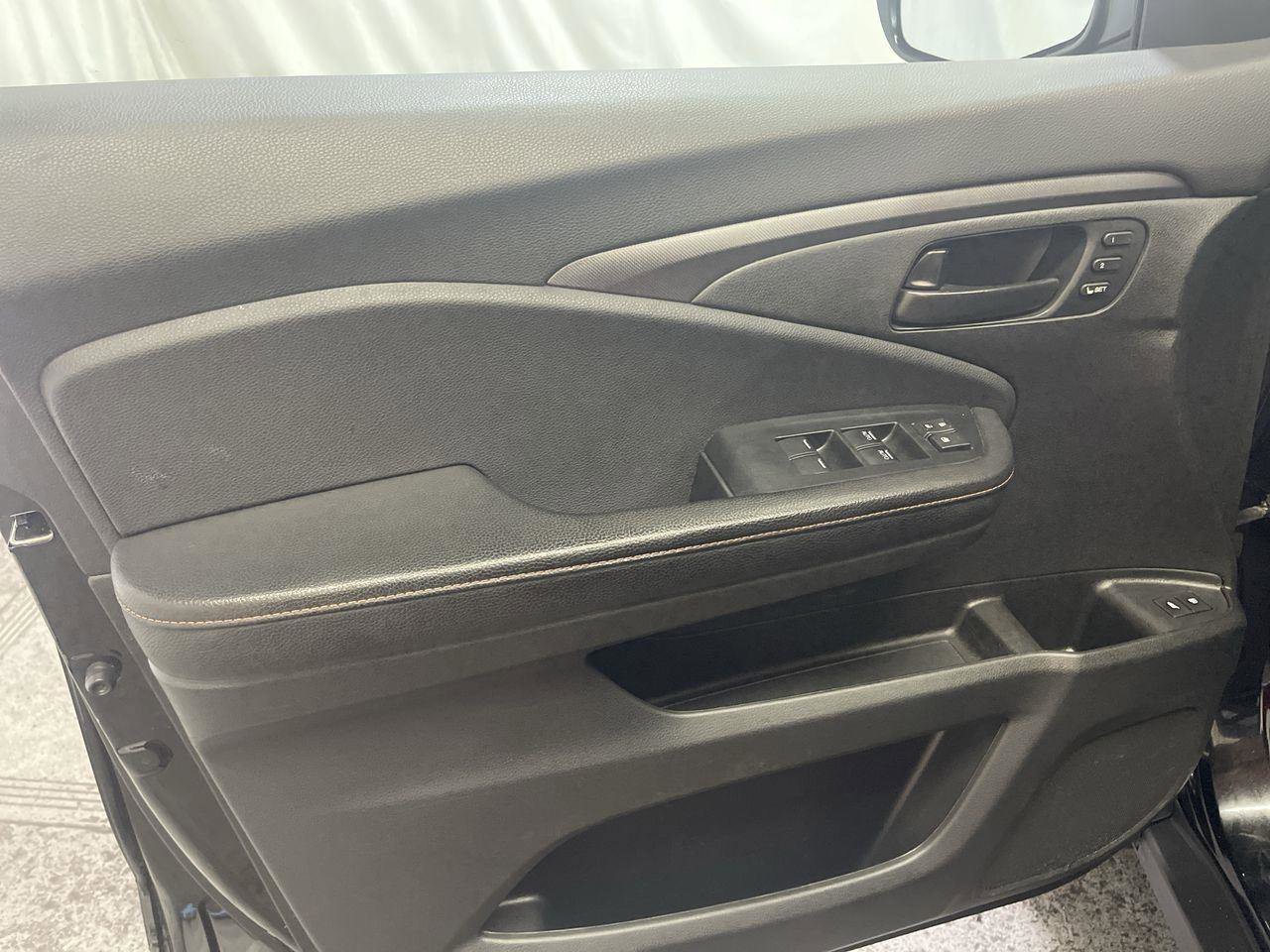 Used 2022 Honda Passport TrailSport image 13