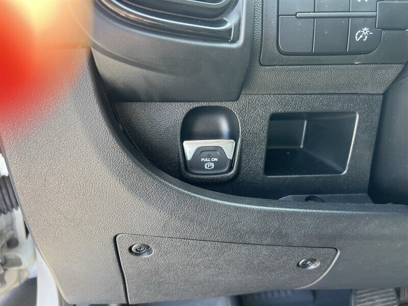 Used 2023 RAM ProMaster 2500 FWD image 16