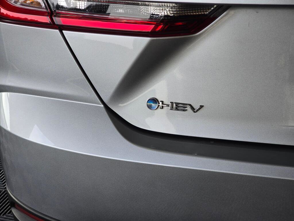 Used 2026 Toyota Camry LE image 13