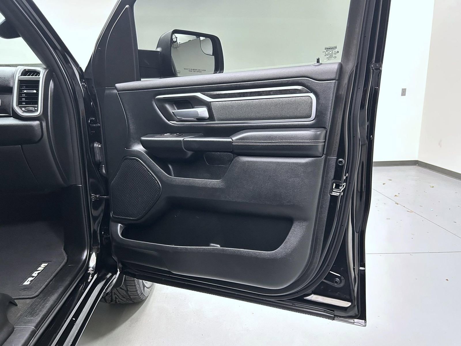 Used 2021 RAM 1500 Big Horn image 16