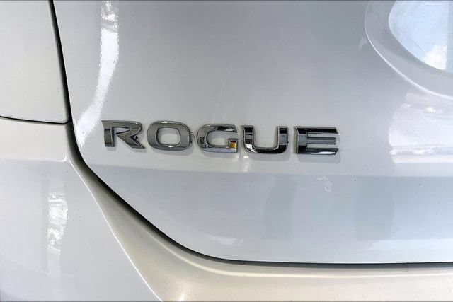 Used 2019 Nissan Rogue S FWD image 29