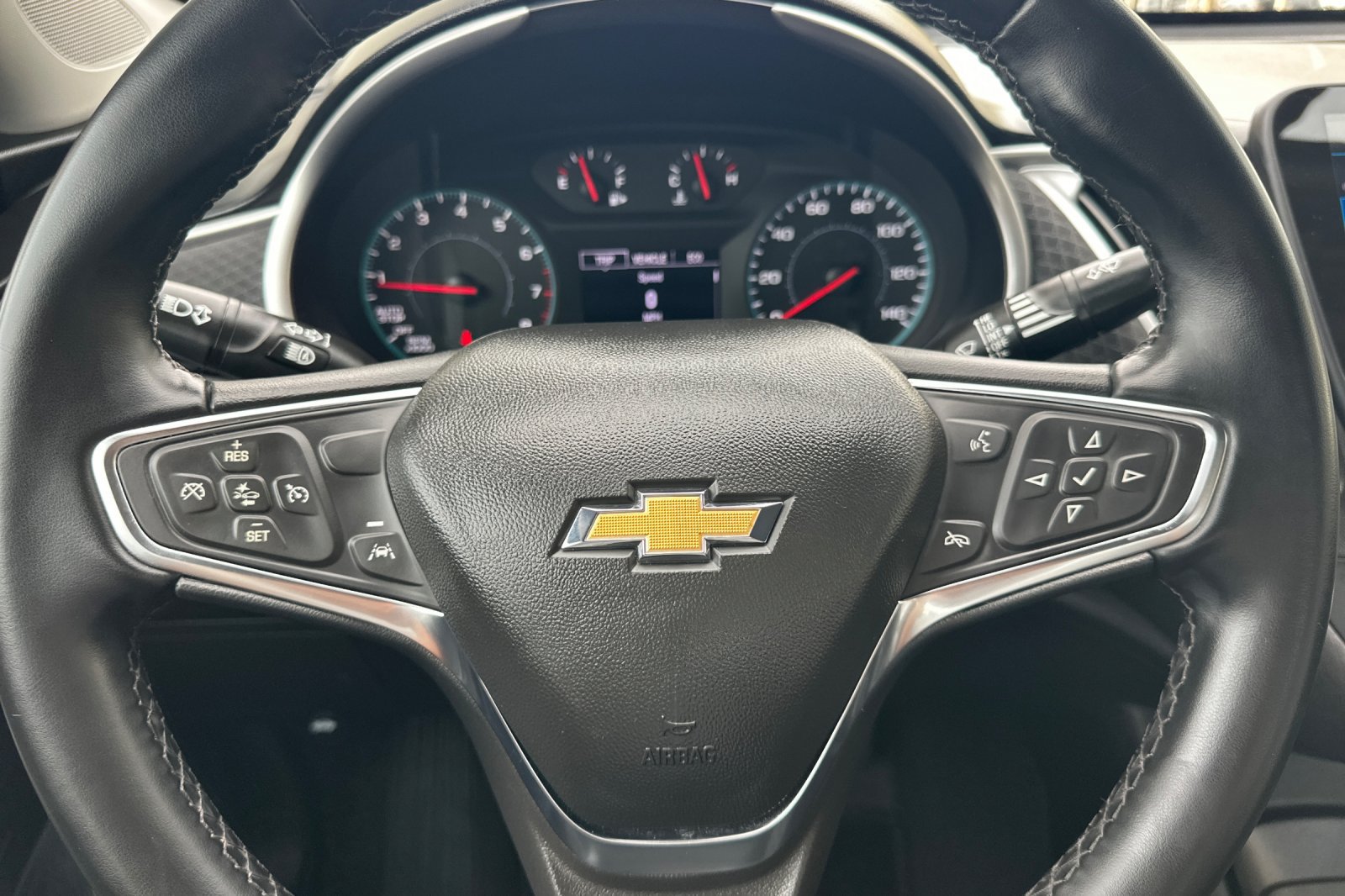 Used 2025 Chevrolet Malibu RS FWD image 22