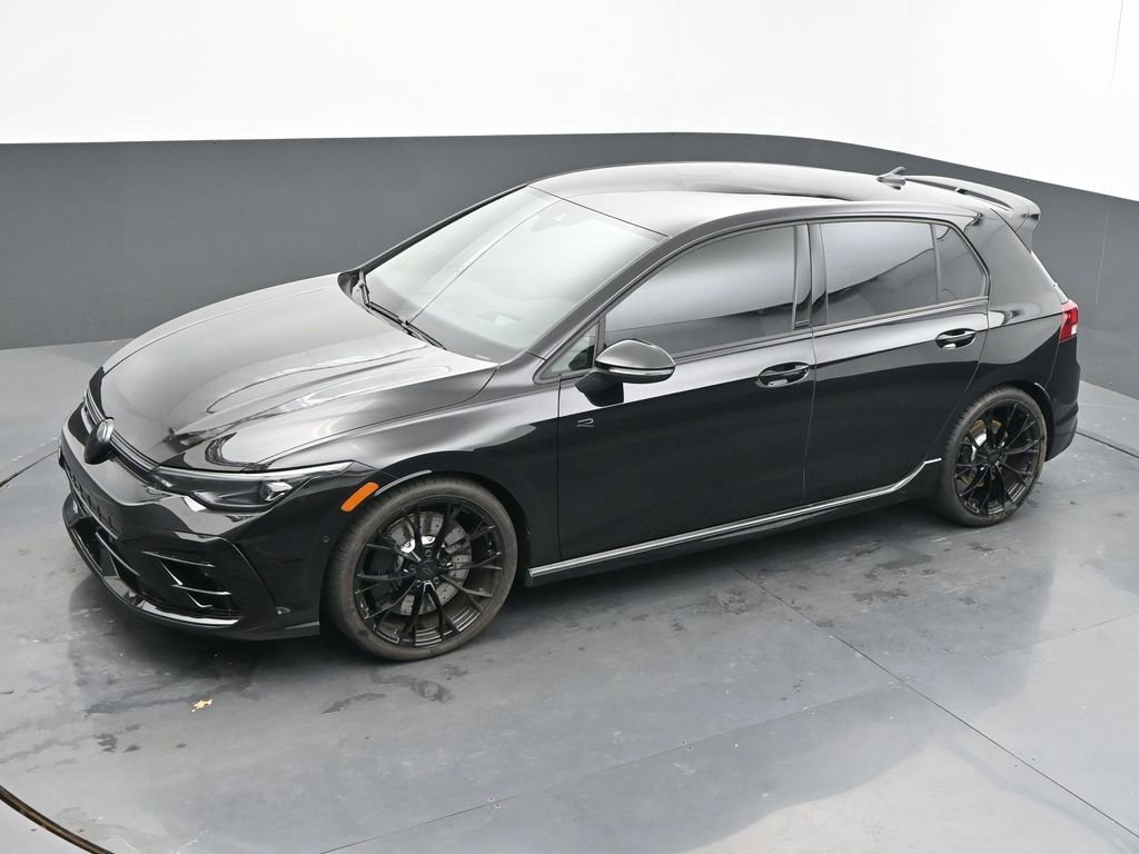 Used 2025 Volkswagen Golf R Black Edition image 39
