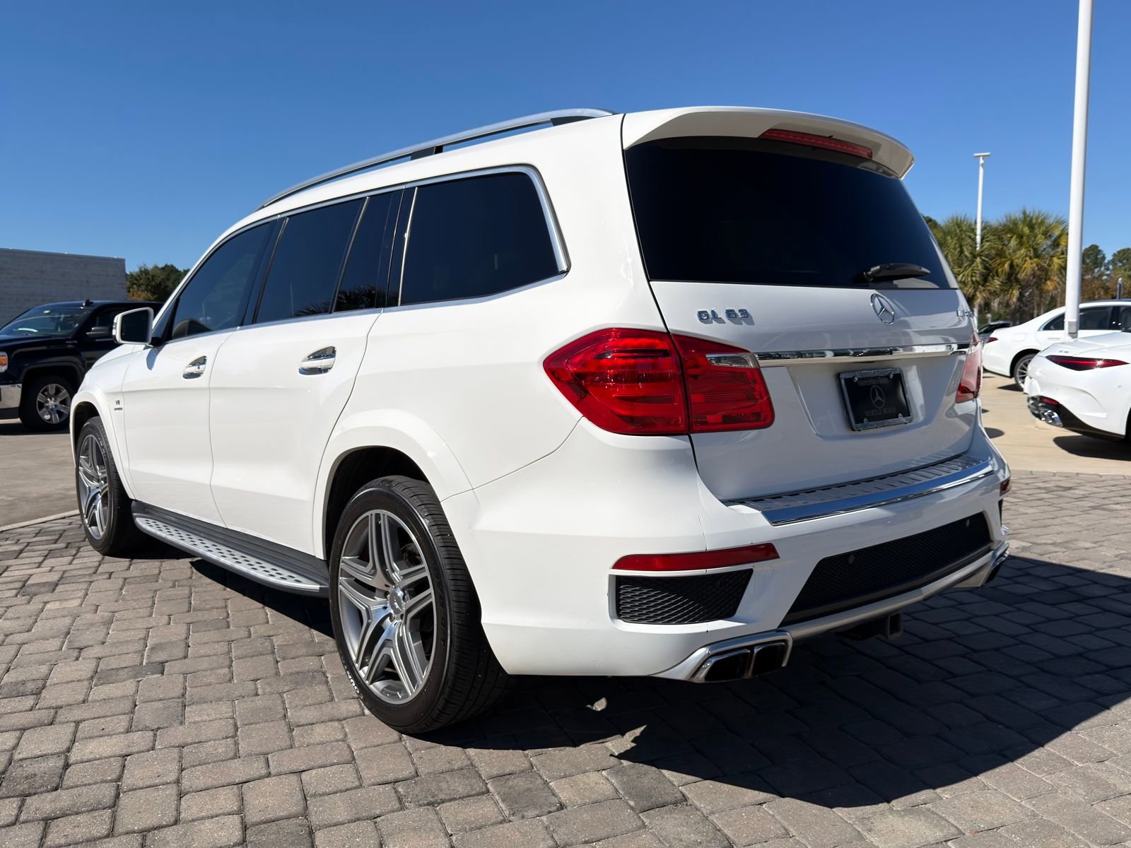 Used 2014 Mercedes-Benz GL 63 AMG 4MATIC image 11