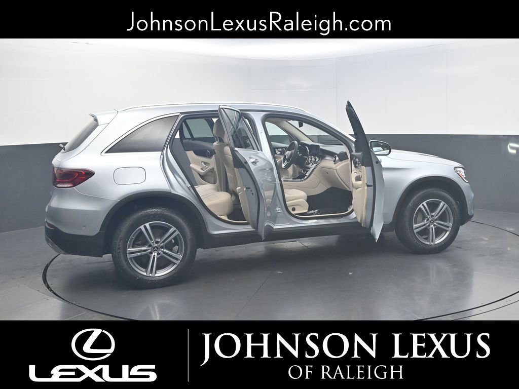 Used 2022 Mercedes-Benz GLC 300 4MATIC image 25