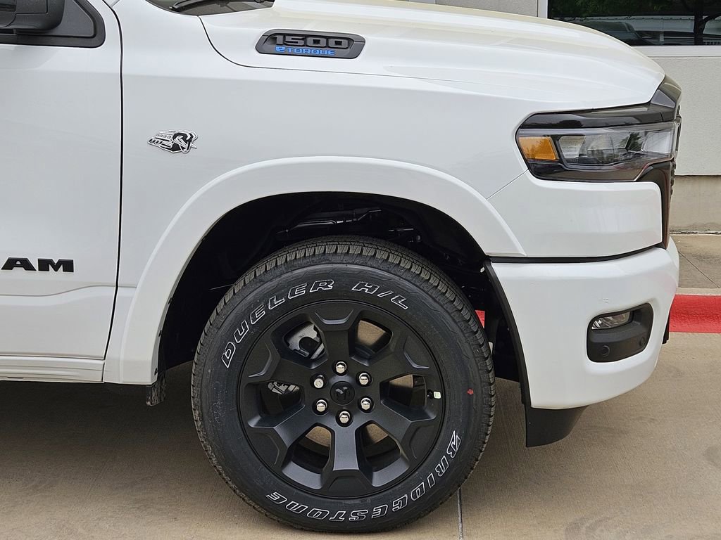 New 2026 RAM 1500 4x4 Crew Cab image 7
