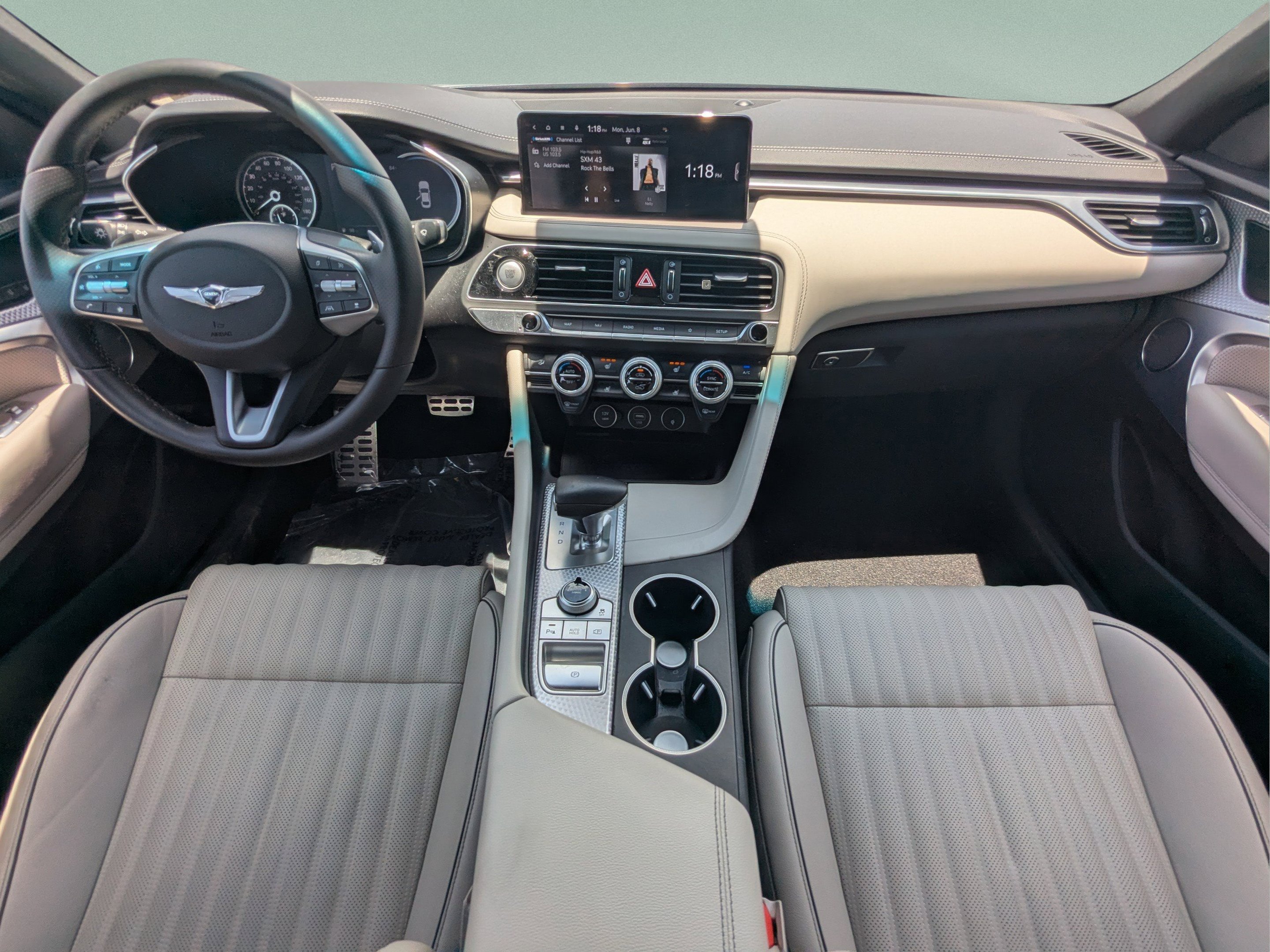 Used 2023 Genesis G70 2.0T w/ Sport Prestige Package RWD image 13