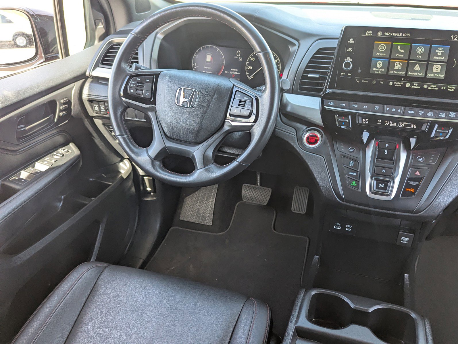 Used 2025 Honda Odyssey Sport-L image 16