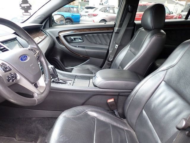 Used 2017 Ford Taurus Limited image 11