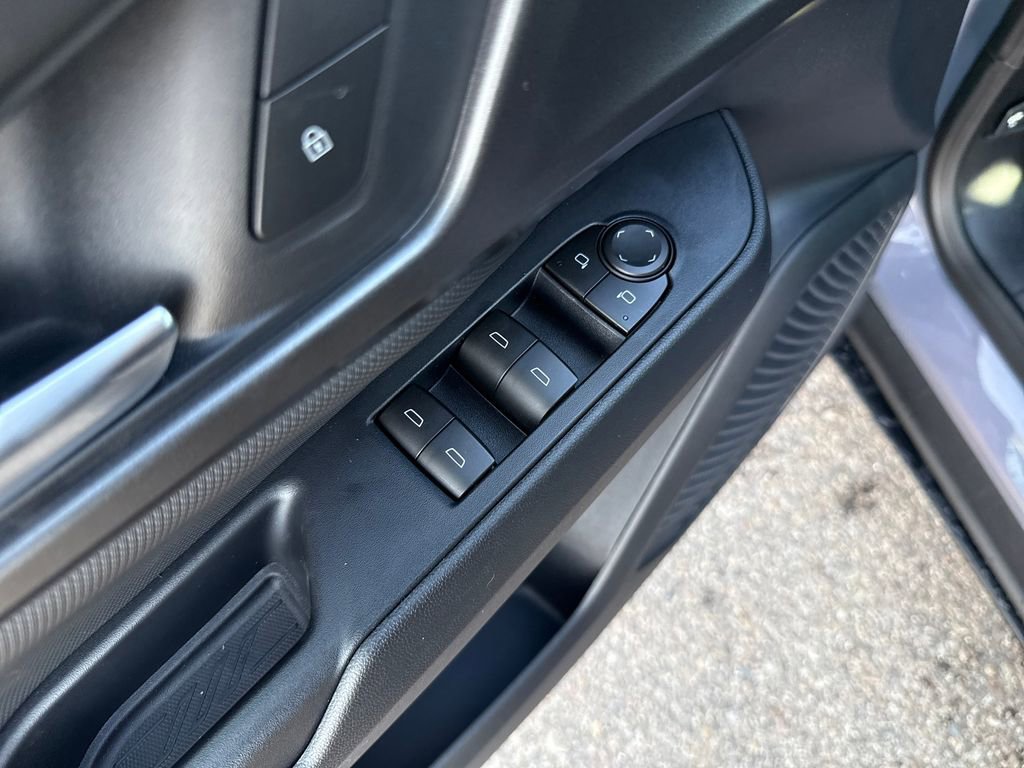 New 2026 Chevrolet Equinox EV LT w/ Comfort Package AWD/4WD image 11