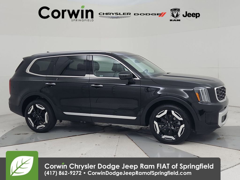 Used 2025 Kia Telluride S