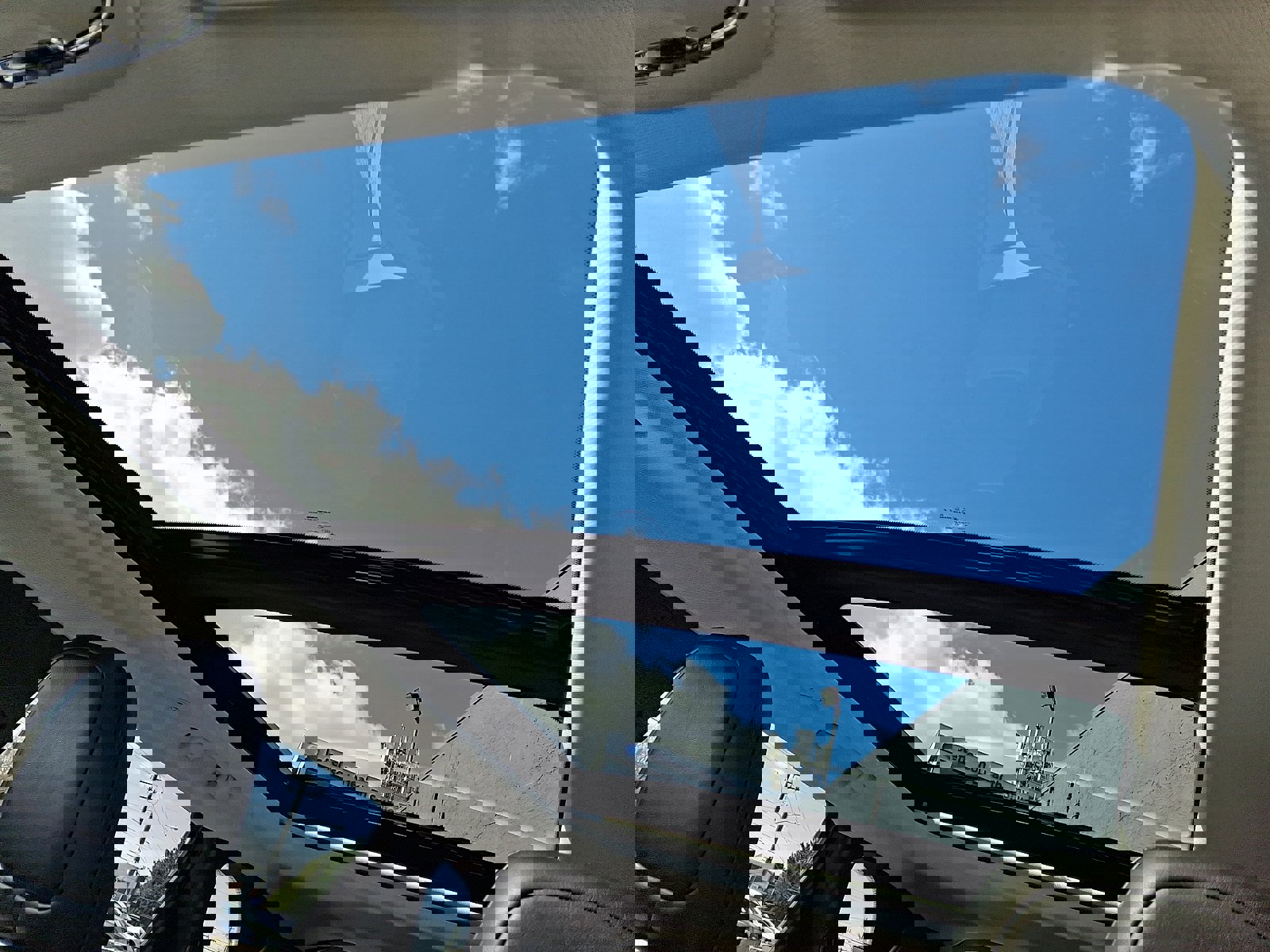 Used 2021 Jeep Cherokee Limited w/ Elite Package image 14