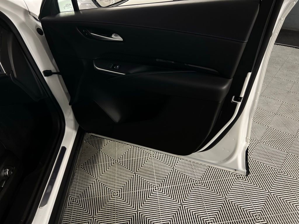 Used 2024 Cadillac XT4 Sport image 34