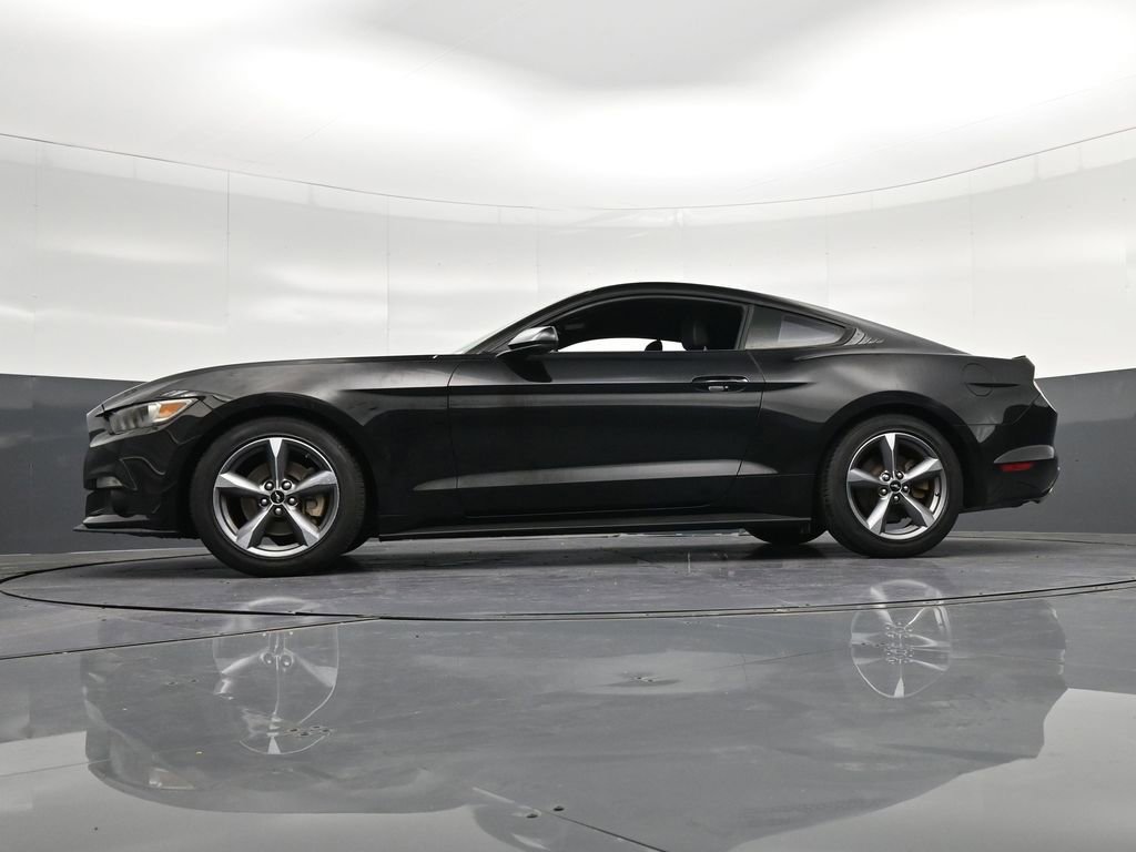 Used 2016 Ford Mustang Coupe w/ Equipment Group 051A RWD image 36