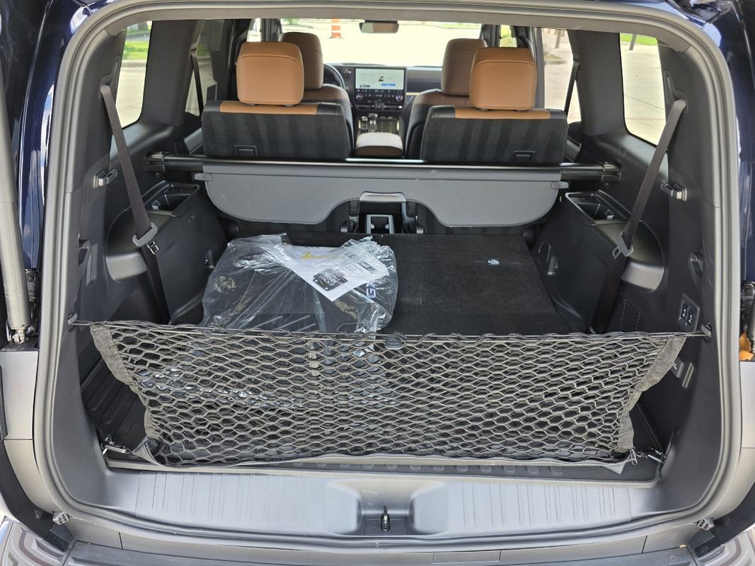Used 2026 Lexus GX 550 w/ Accessory Package (2T) AWD/4WD image 37