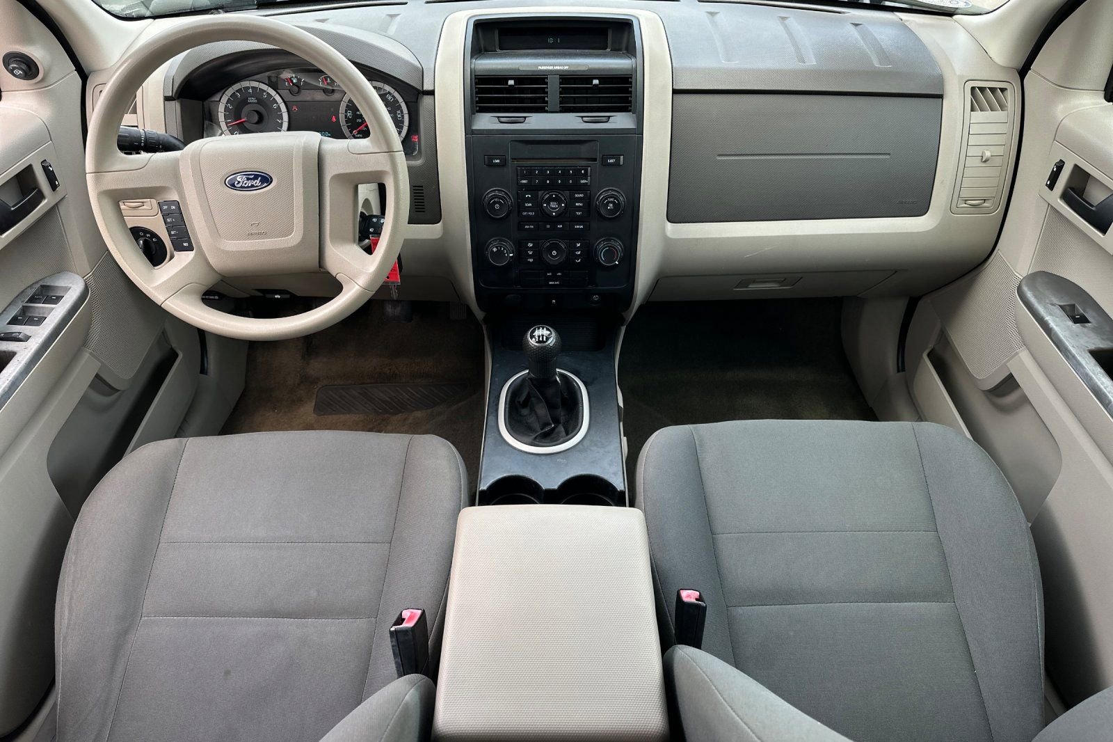 Used 2010 Ford Escape XLS image 13