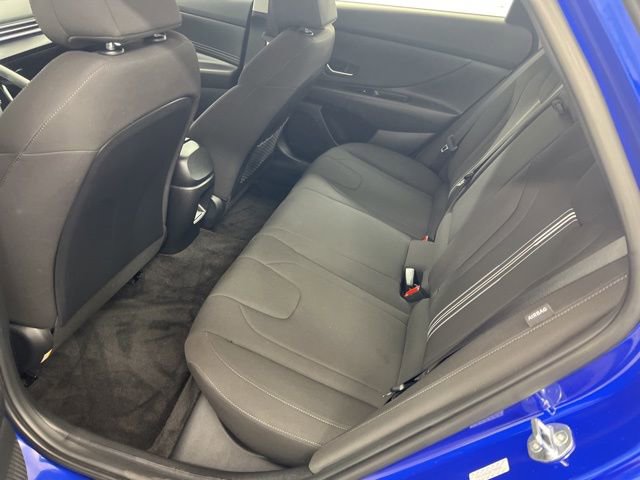 Used 2024 Hyundai Elantra SEL w/ Convenience Package image 11