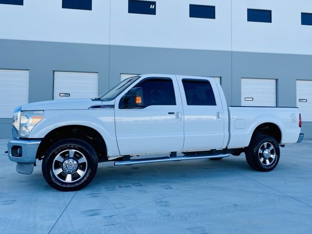 Used 2011 Ford F250 Lariat image 1