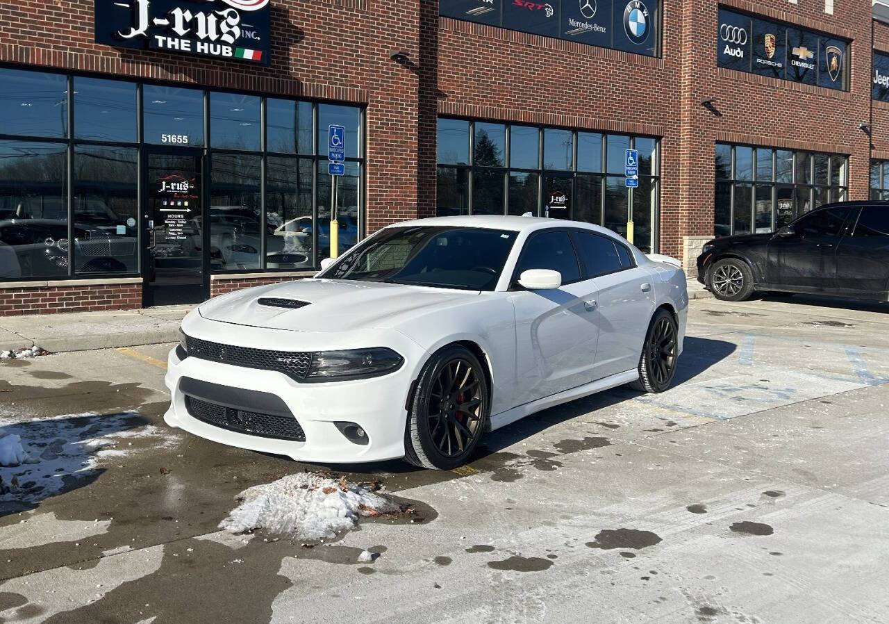 Used 2018 Dodge Charger SRT w/ Technology Group image 2