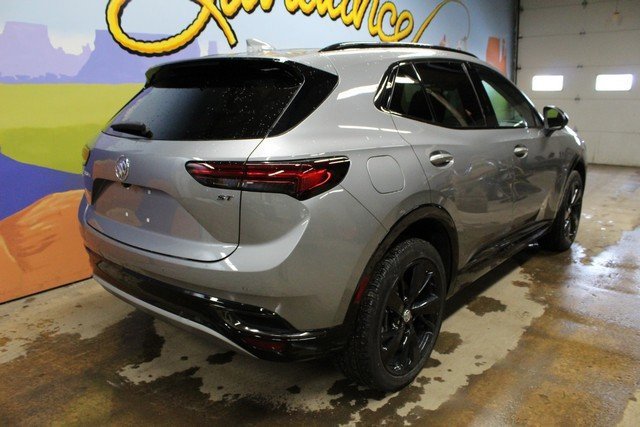 Certified 2023 Buick Envision Essence w/ Sport Touring Package image 5