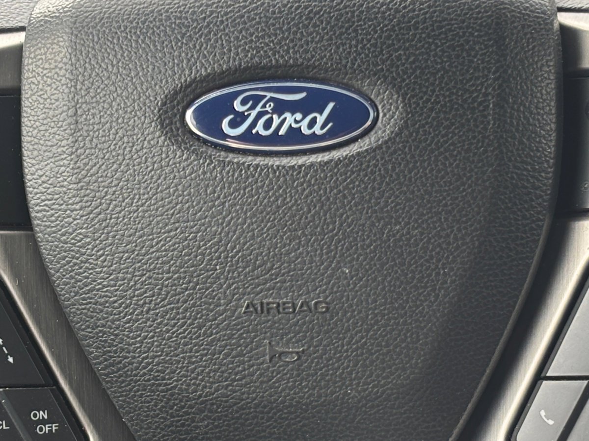 Used 2018 Ford F150 Platinum w/ Equipment Group 701A Luxury image 12