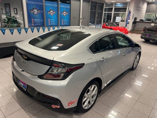 Used 2018 Chevrolet Volt Premier FWD image 11