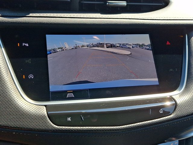 Used 2023 Cadillac XT5 Luxury w/ LPO, Premium Carpet Package AWD/4WD image 17