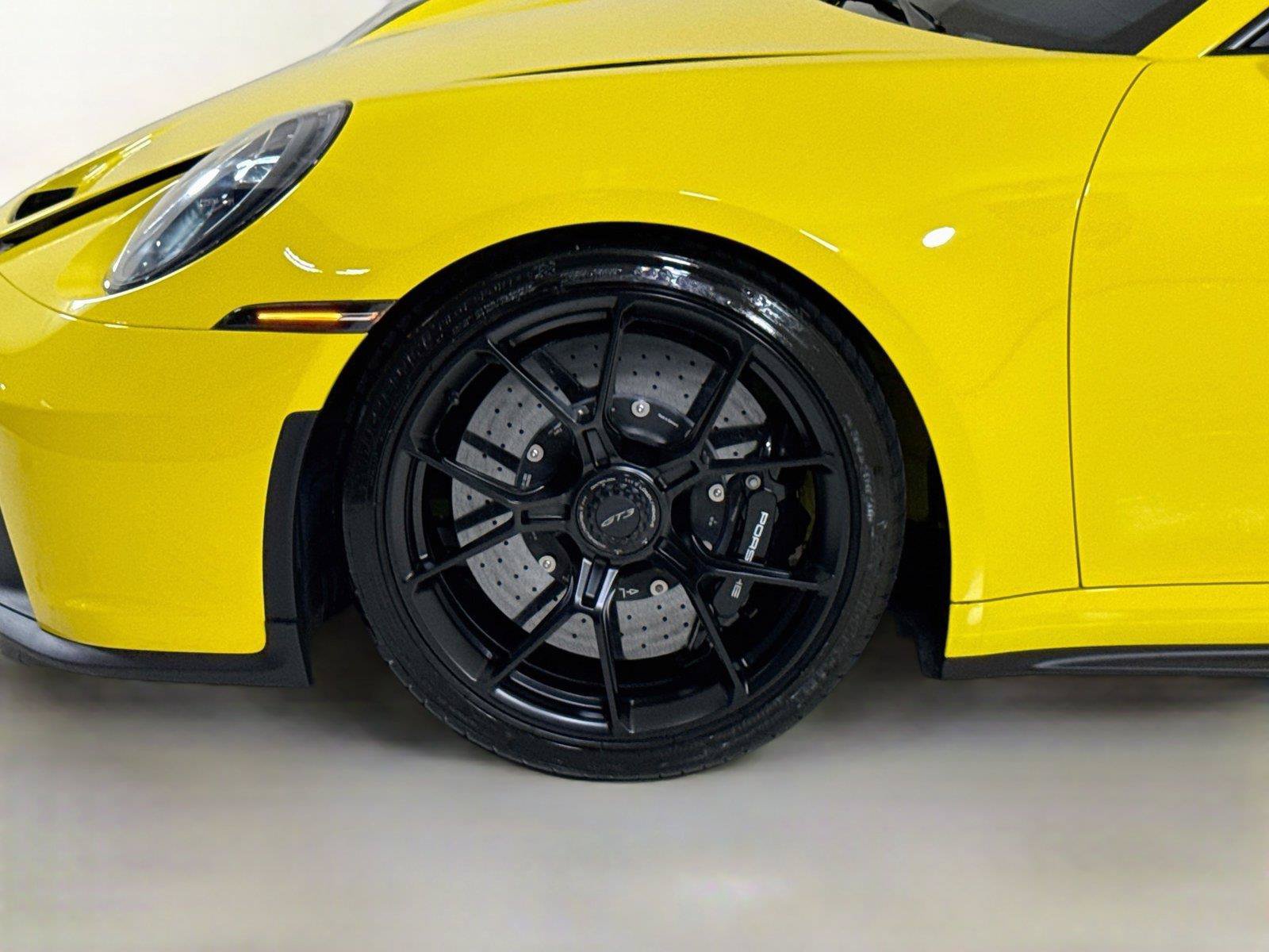 Used 2022 Porsche 911 GT3 RWD image 38