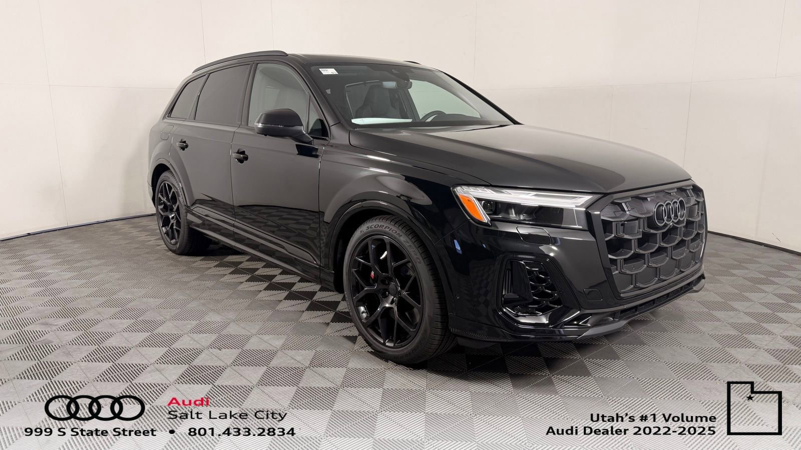 New 2026 Audi SQ7 Premium Plus AWD/4WD image 1