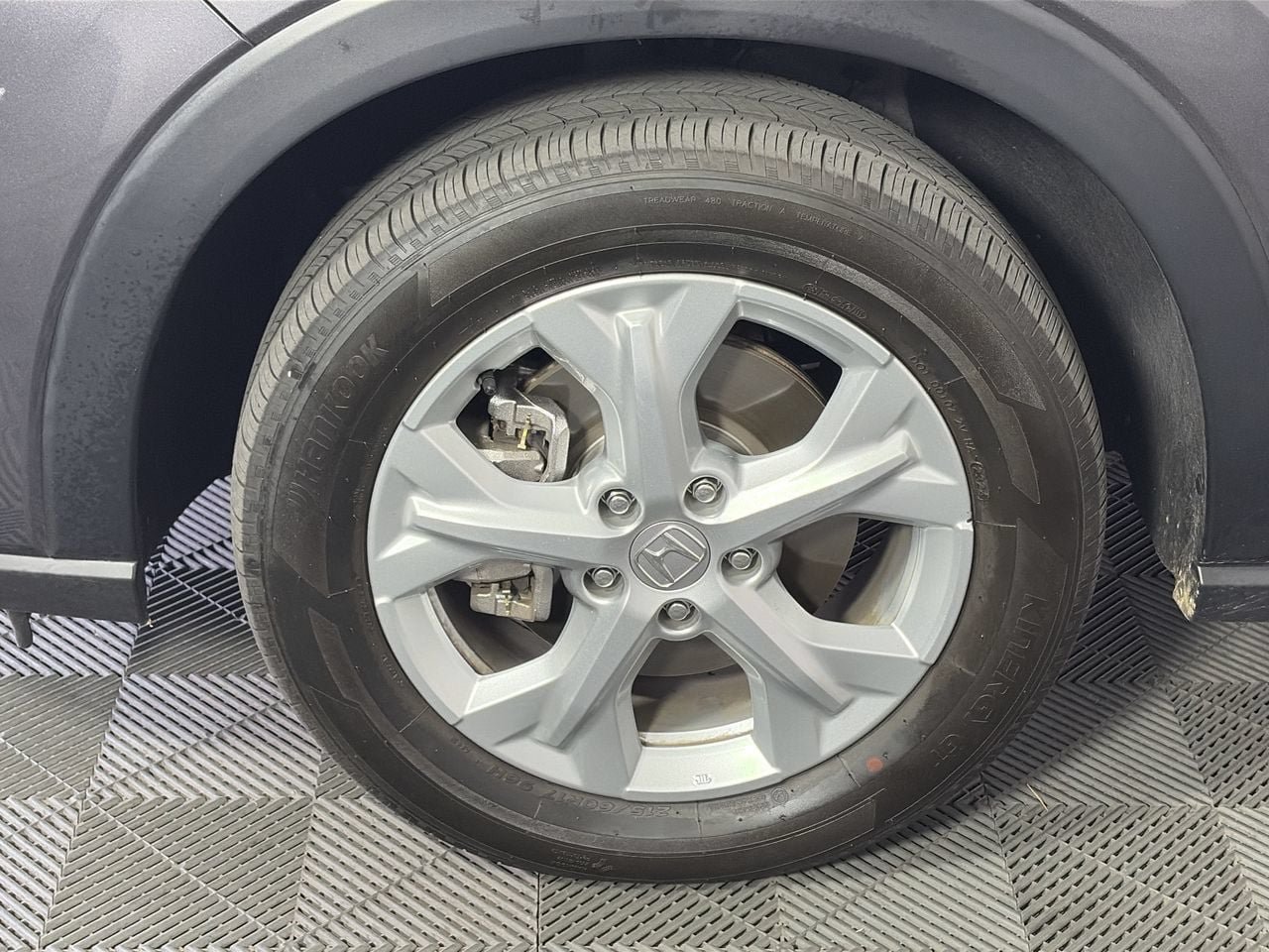 Used 2025 Honda HR-V LX image 9