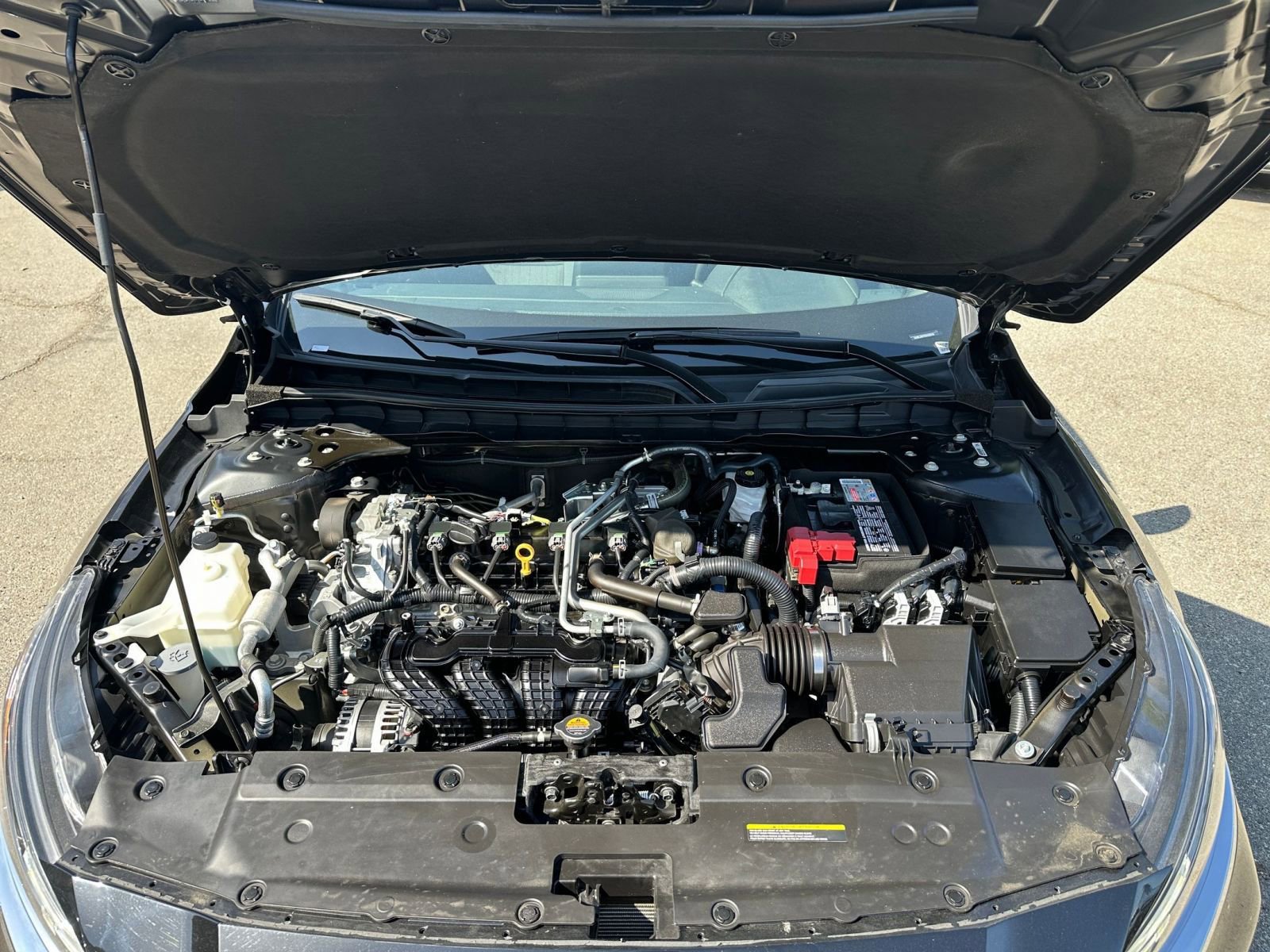 Used 2025 Nissan Altima 2.5 SV FWD image 32