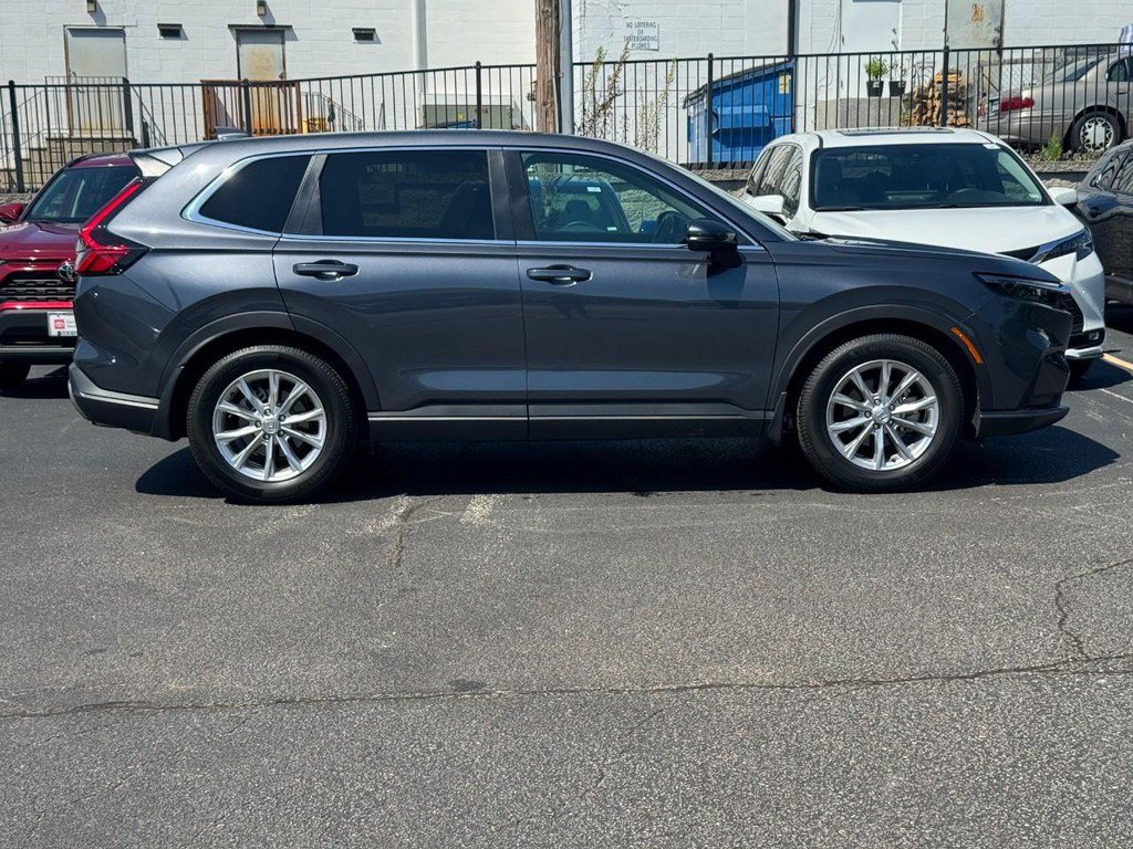 Used 2024 Honda CR-V EX image 2