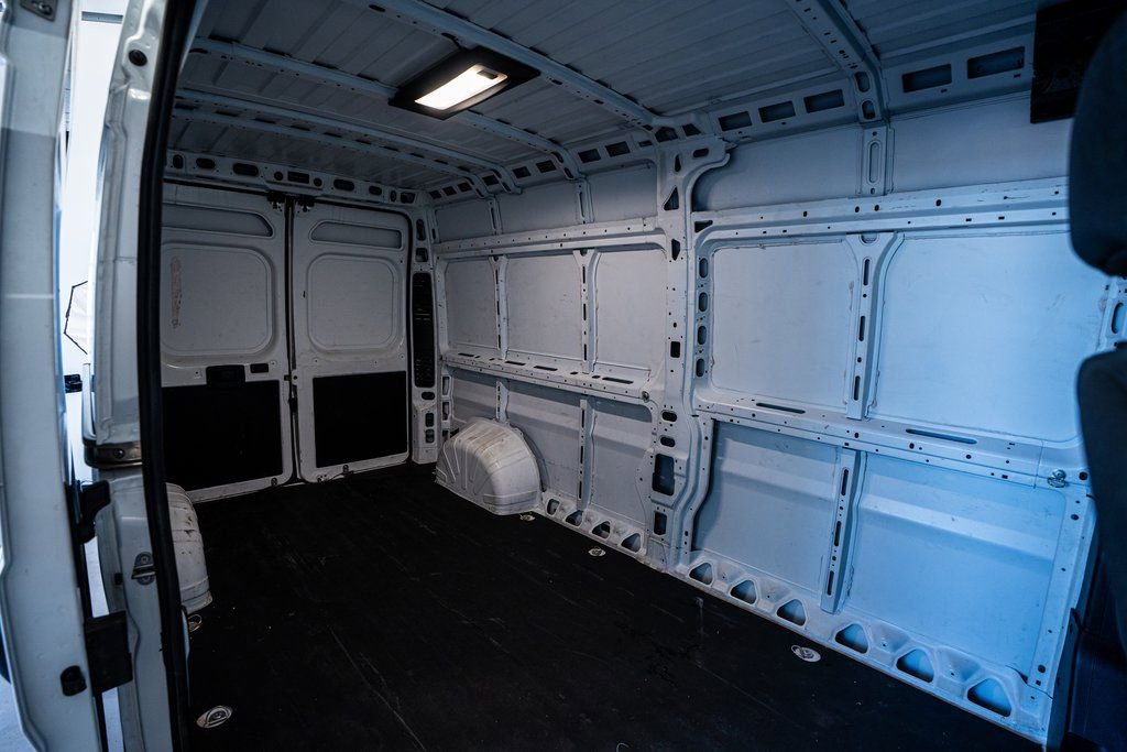 Used 2023 RAM ProMaster 2500 image 37