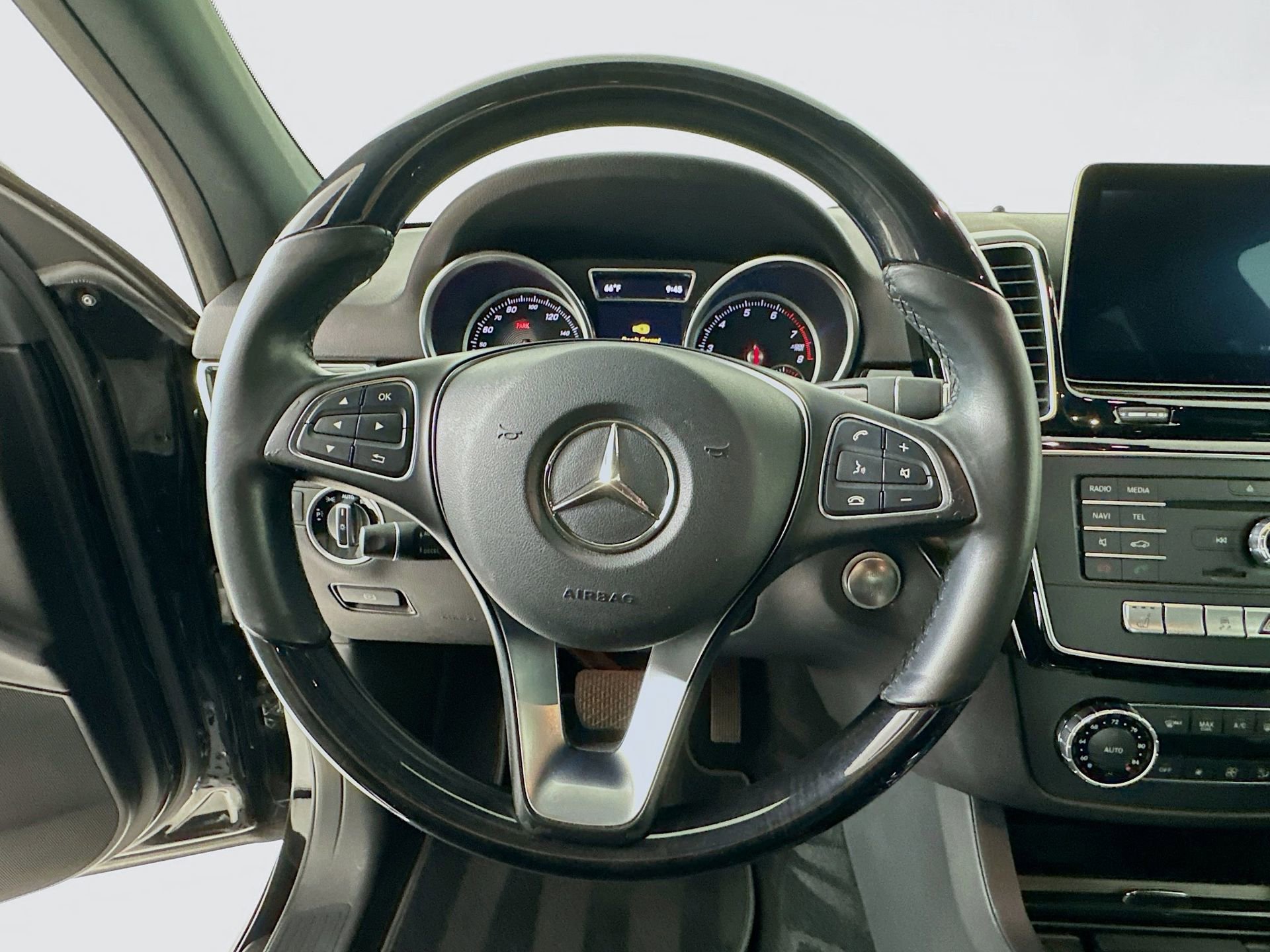 Used 2018 Mercedes-Benz GLE 350 image 12