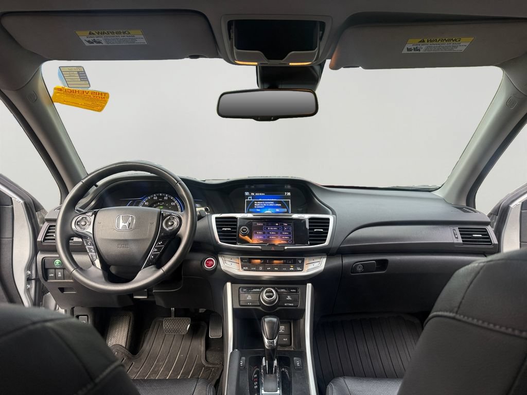Used 2015 Honda Accord Touring image 10