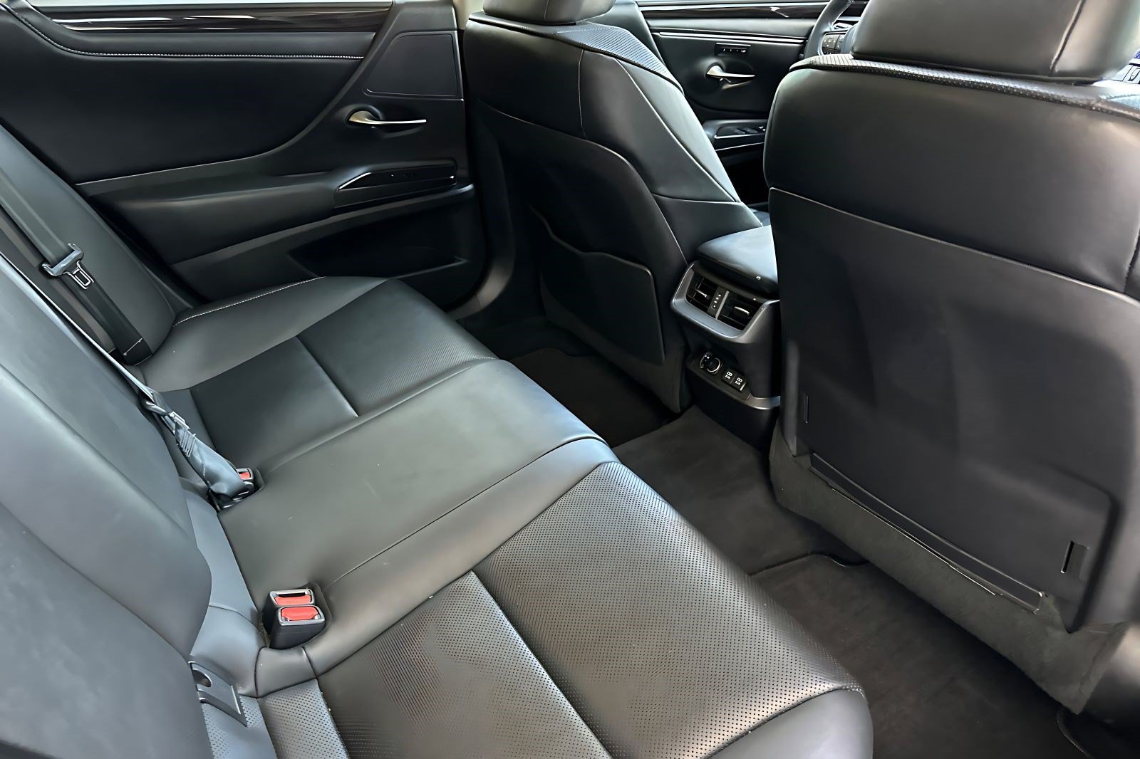 Certified 2020 Lexus ES 350 w/ Premium Package FWD image 30