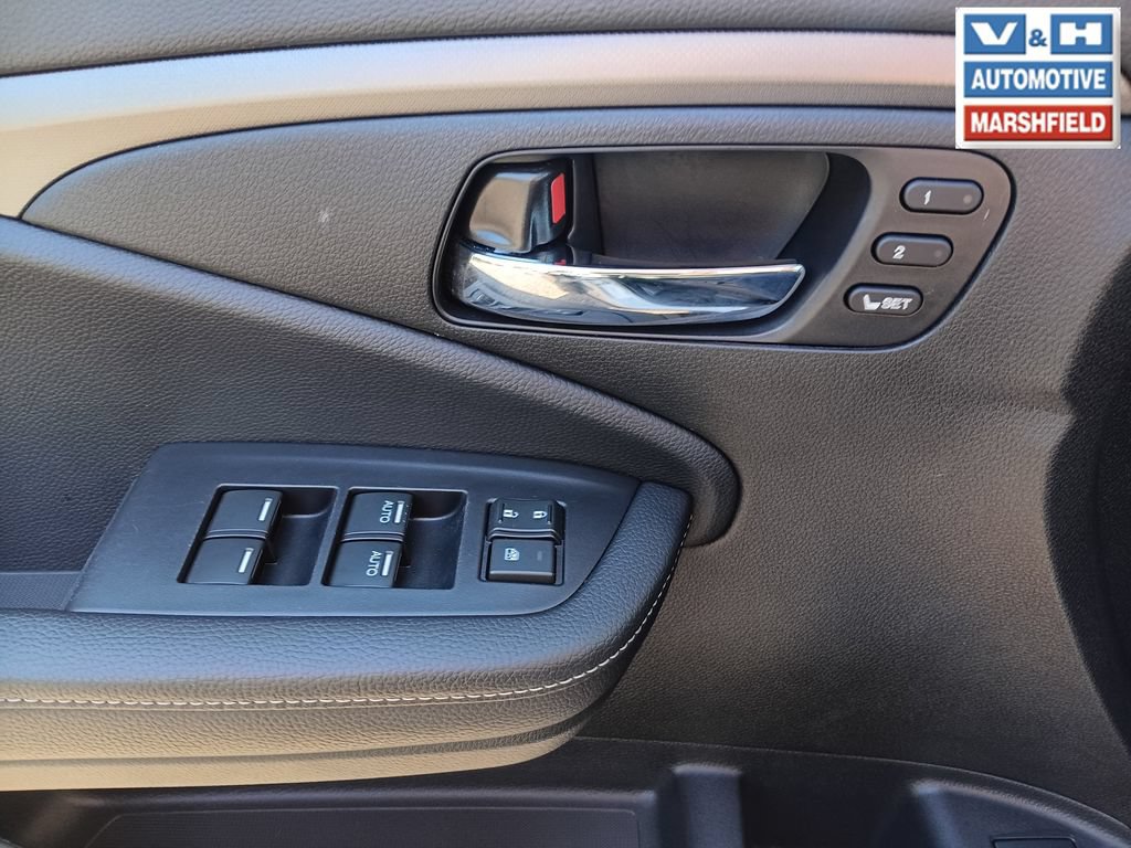 Used 2025 Honda Ridgeline RTL image 17