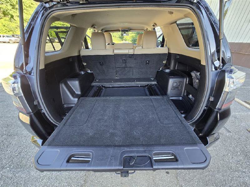 Used 2016 Toyota 4Runner SR5 AWD/4WD image 25