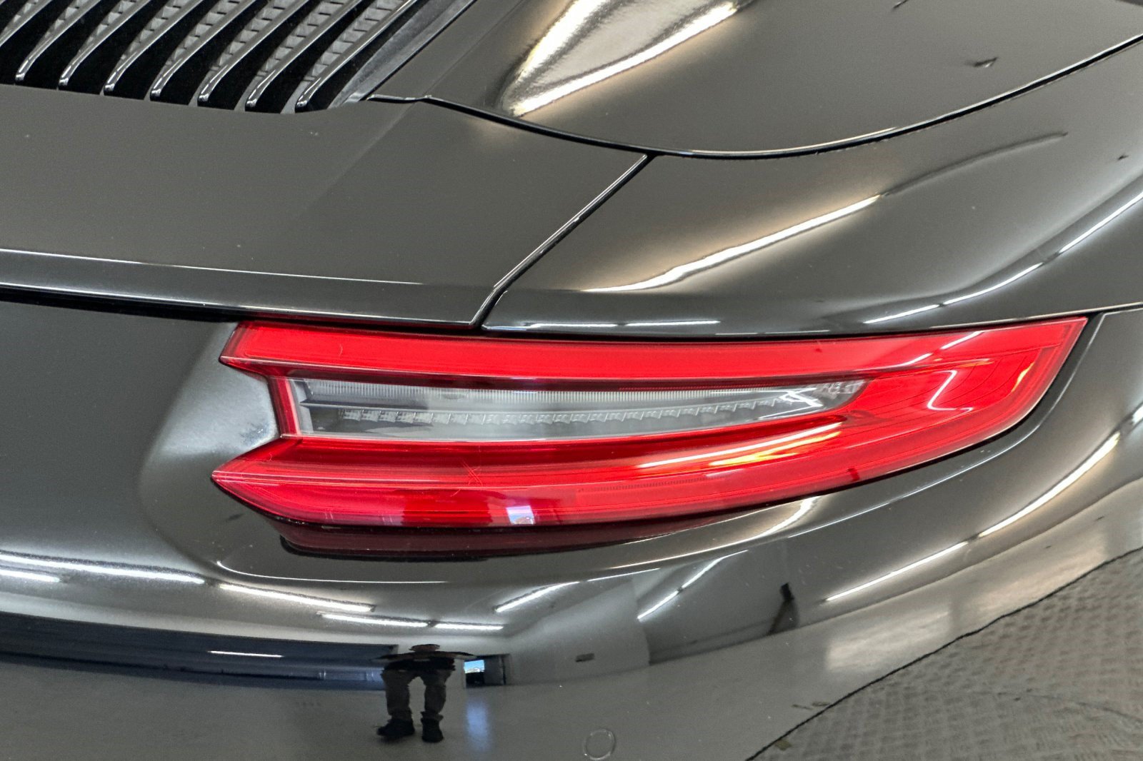 Used 2017 Porsche 911 Carrera RWD image 29