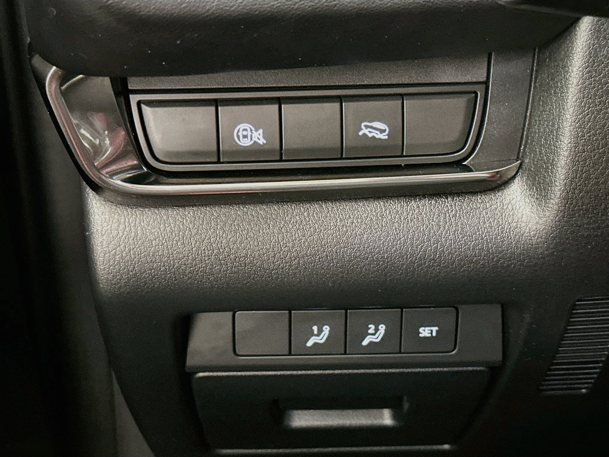 Used 2025 MAZDA CX-30 AWD 2.5 S w/ Preferred Package image 17