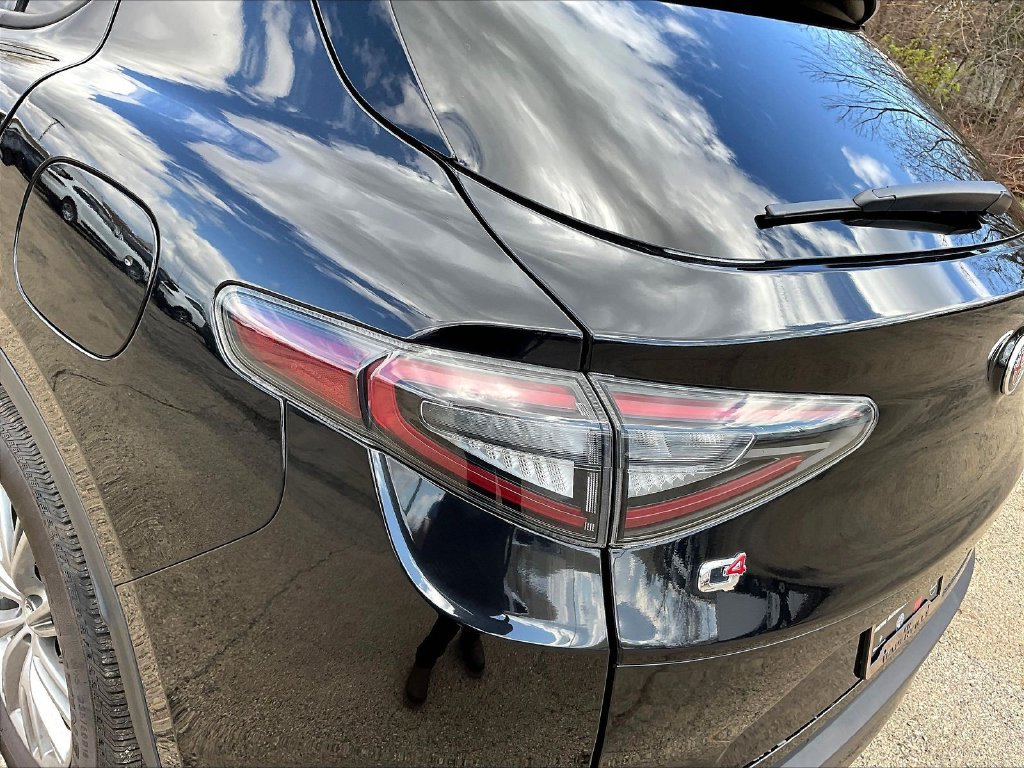 Used 2024 Alfa Romeo Stelvio Sprint AWD/4WD image 23