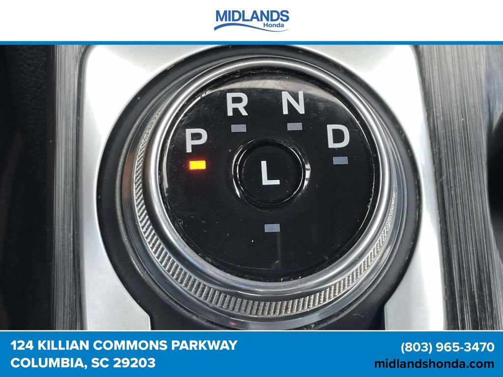 Used 2023 Ford Escape ST-Line w/ Cold Weather Package FWD image 30