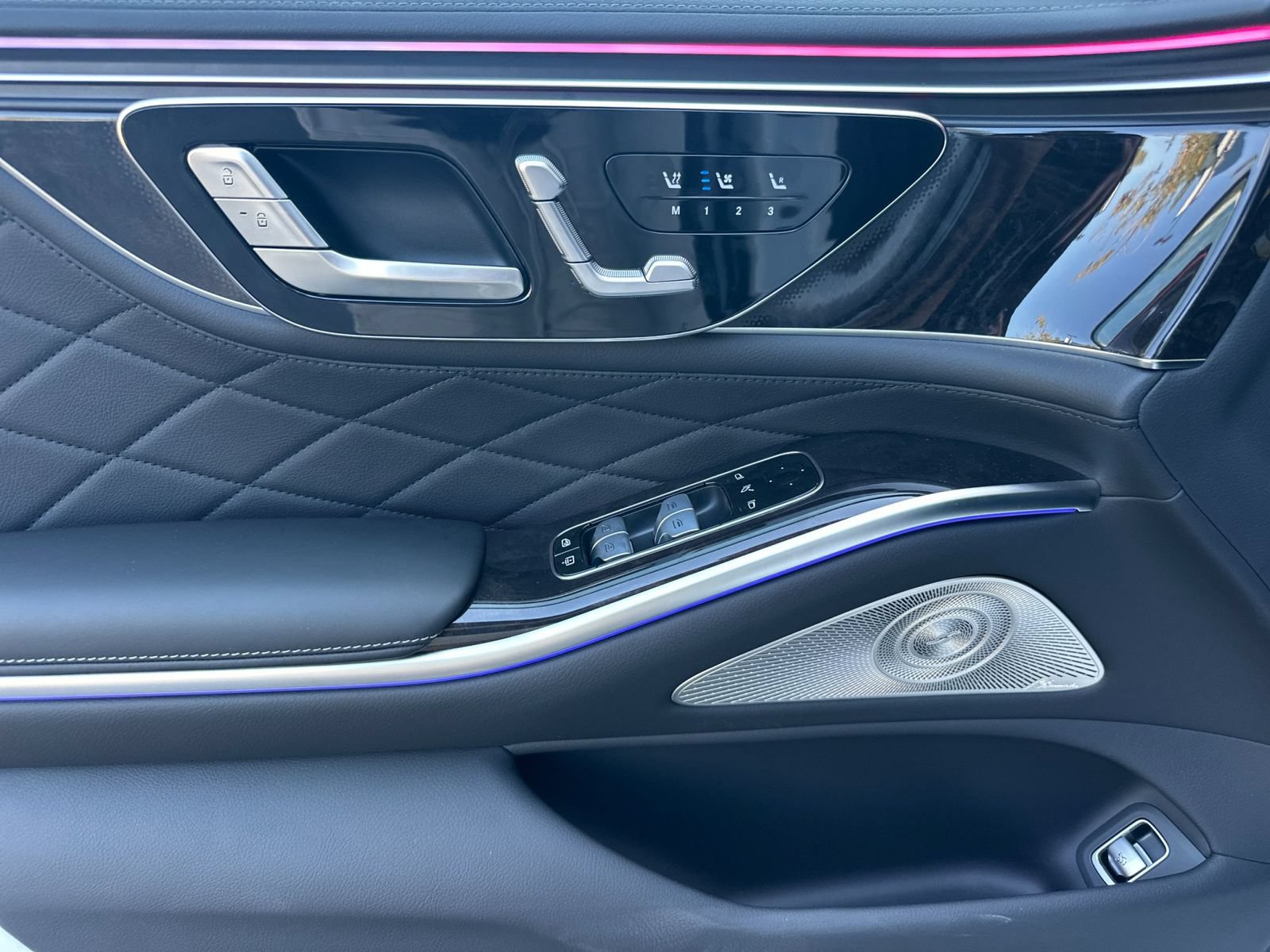 New 2027 Mercedes-Benz S 580 4MATIC Sedan image 11