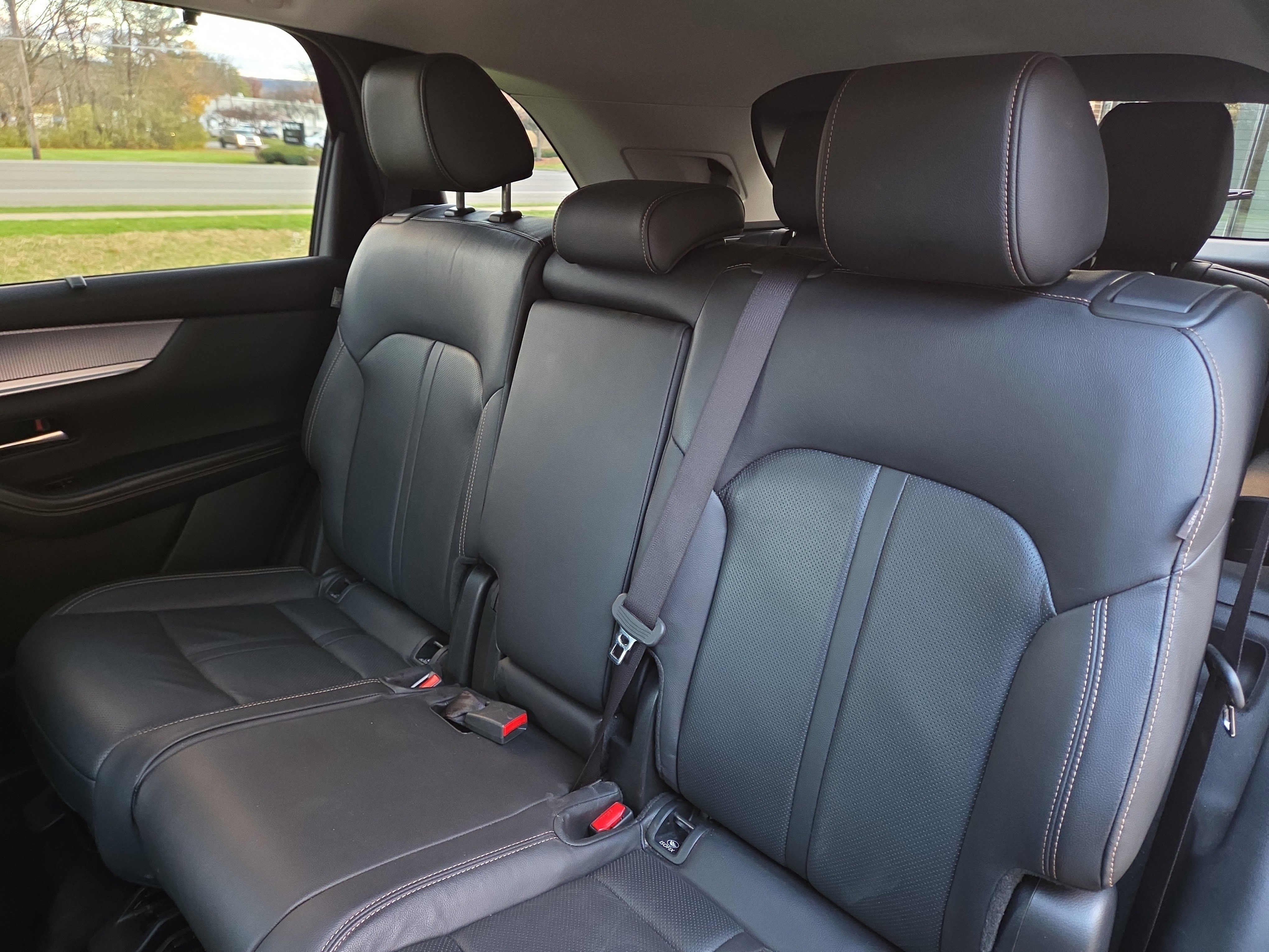 Used 2025 MAZDA CX-90 3.3 Turbo w/ Preferred Package image 13